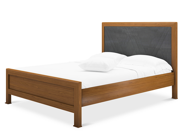 Crescent Quest Queen Size Bed